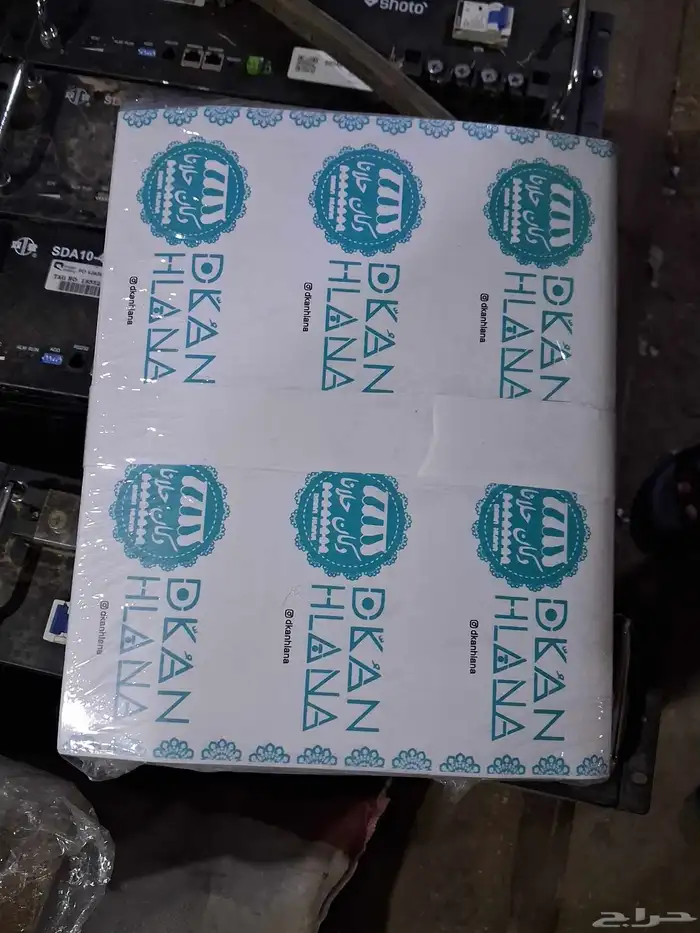 مطبعة ستكر ملصقات ستيكرات بلاستيكية ستكر شفاف طباعة وتصميم 1