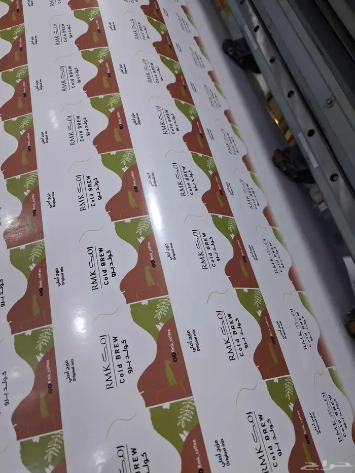 مطبعة ستكر ملصقات ستيكرات بلاستيكية ستكر شفاف طباعة وتصميم 2