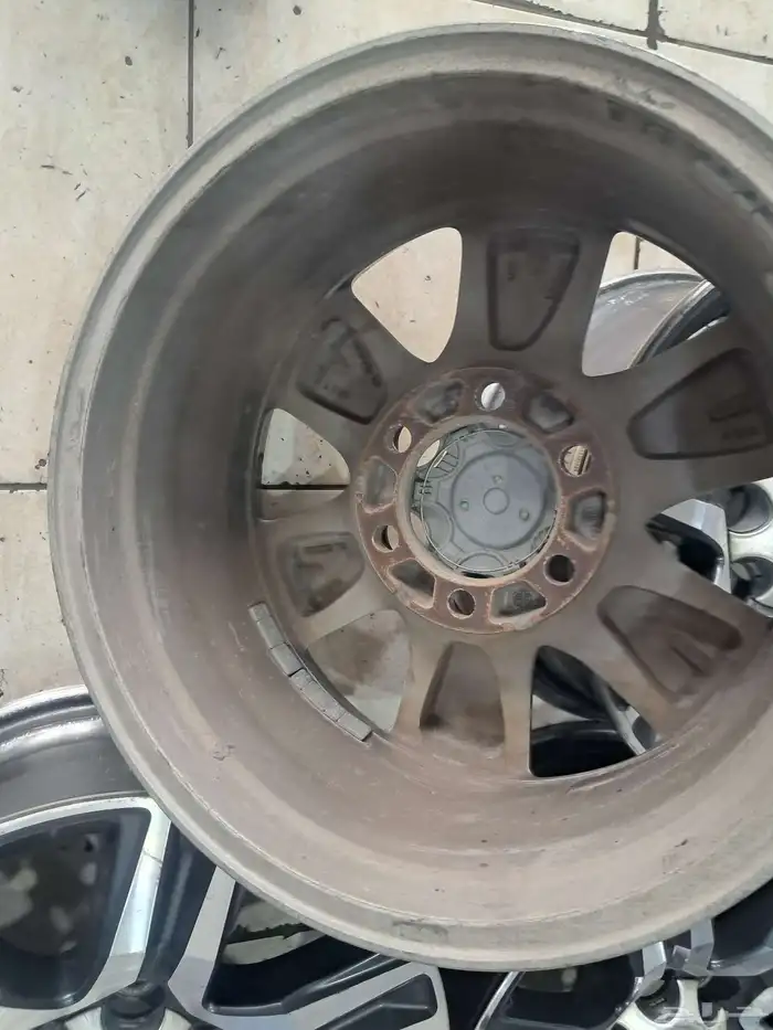 طقم جنوط فورشنر مكحل مقاس 17 اصليه وكاله 4