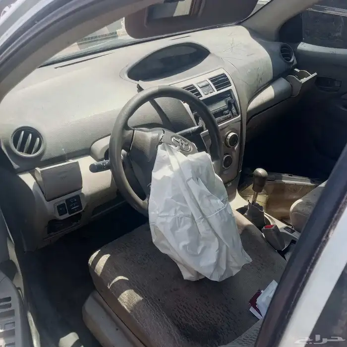 تويوتا يارس 2010 3