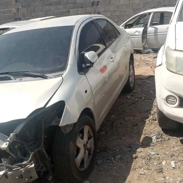 تويوتا يارس 2010 1