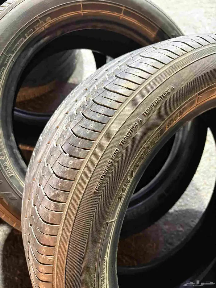كفرات 215 55 17 كامري افلون يوكوهاما 9