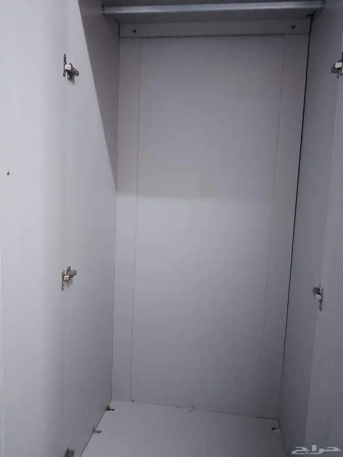دولاب ايكيا جديد مره نظيف درجه الاولى السبهاني 4
