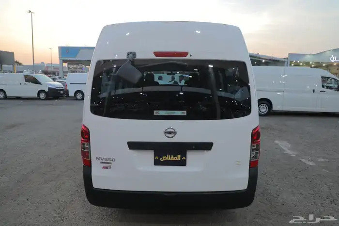 باص نيسان اورفان موديل 2020 3