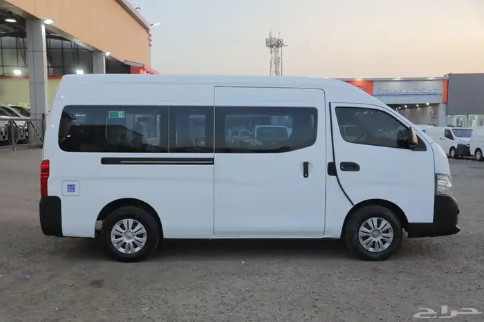 باص نيسان اورفان موديل 2020 5