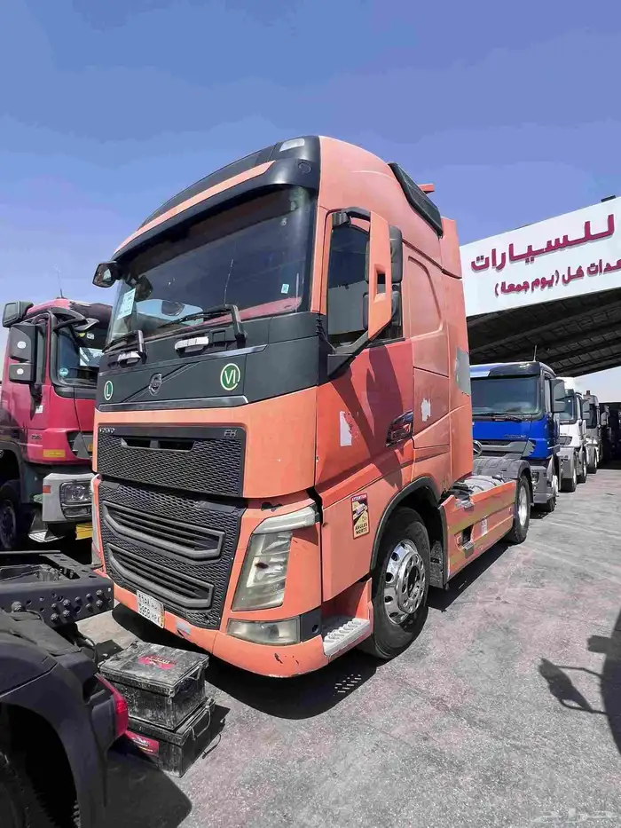 حراج معرض رائد للسيارات والشاحنات كل يوم جمعه 10