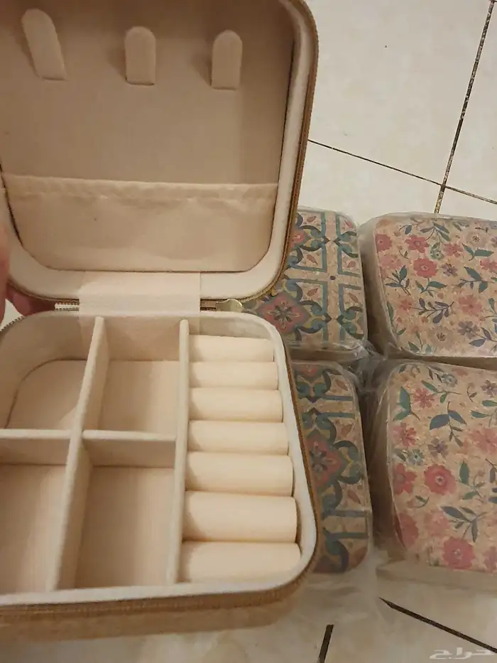 علب اكسسورات 0