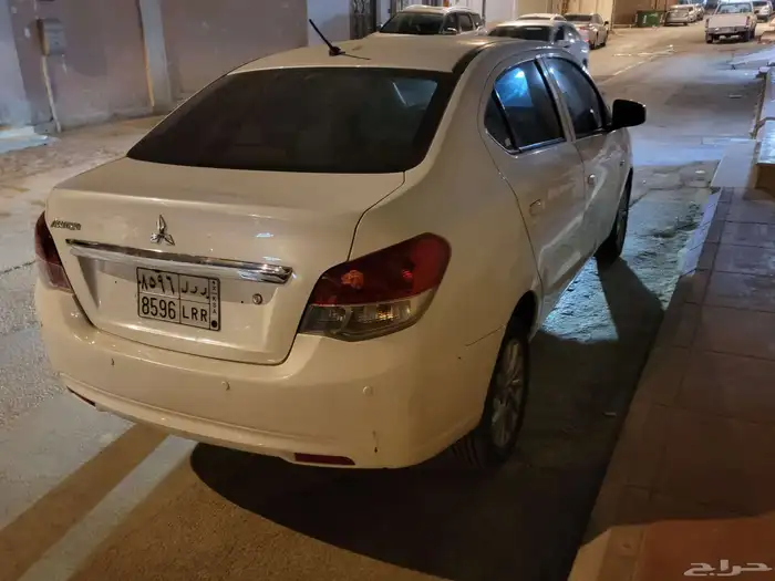 ميتسوبيشي اتراج 2019 فل كامل قير شاص ايرباق وكاله ممشى 88الف 13