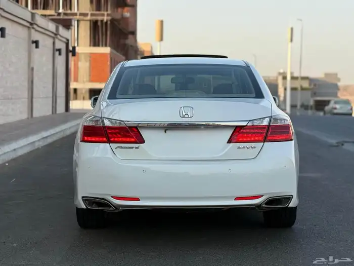 للبيع هوندا اكورد 2015 فل كامل 29