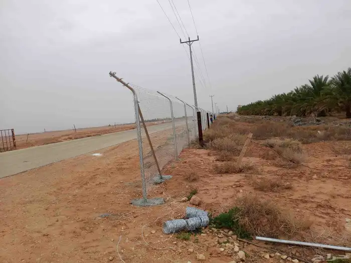 نحن نقوم بتوريد وتركيب جميع انواع الشبوك 7