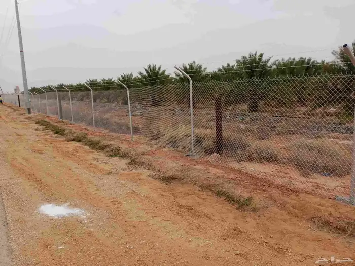 نحن نقوم بتوريد وتركيب جميع انواع الشبوك 6