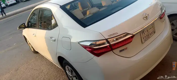 تويوتا كورولا موديل 2018 9