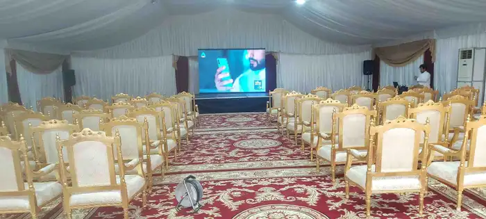 شاشات عرض عملاقه للايجار 5