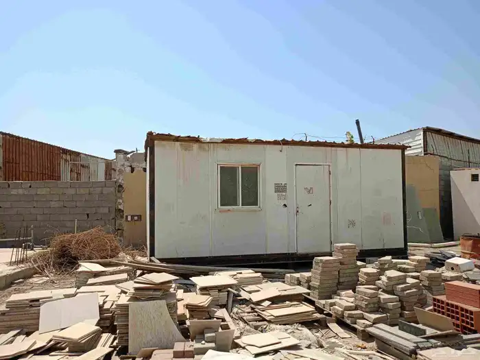 بركس غرفة مع حمام ومطبخ يحتاج صيانه 0