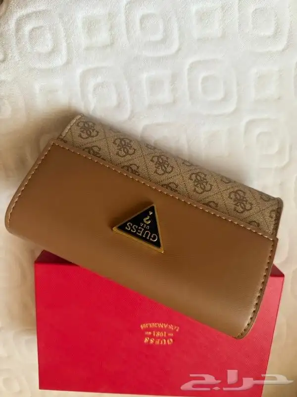 يوجد لدنيا جميع انواع الشنط جمله وقطاعي 2