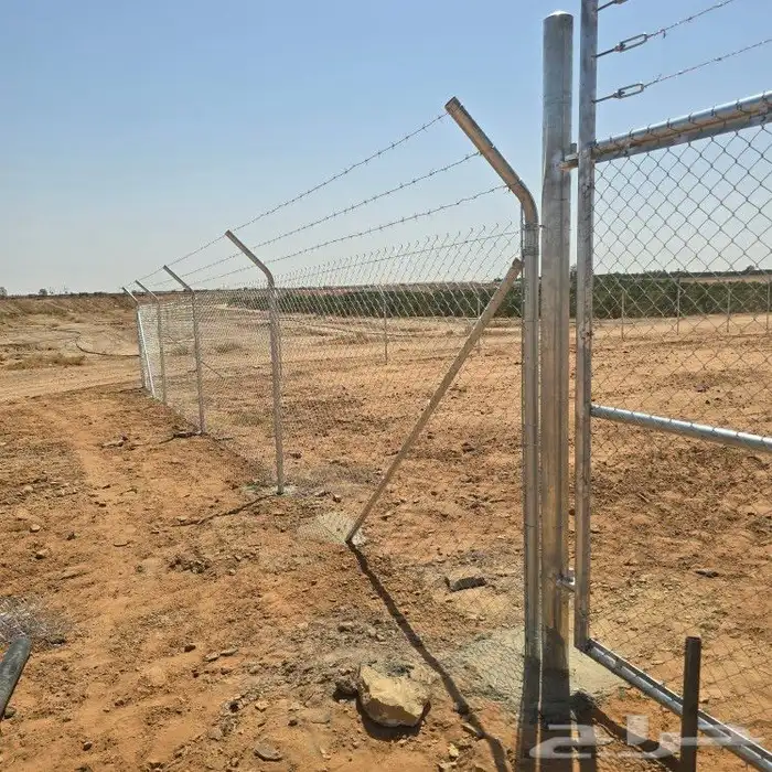 نقوم بتركيب الشبوك والاسوار الامنيه وجميع أعمال الحداده 2