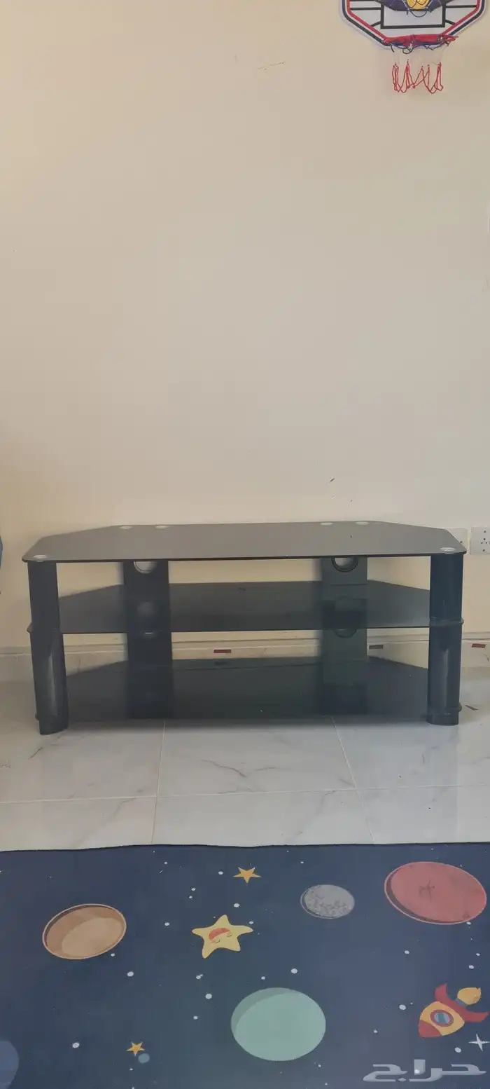 طاوله تلفاز خاليه من العيوب مع شاشه 0