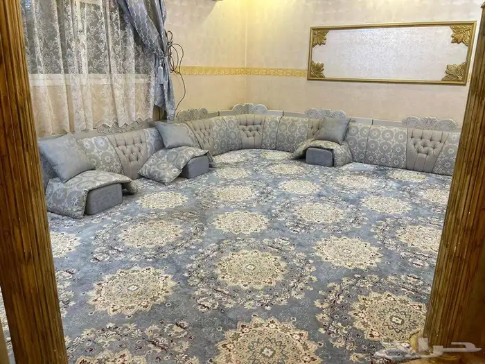 للبيع فيلا درج داخلي في الرياض في حي الخليج 6