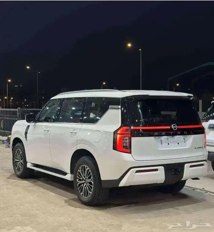 نيسان باترول بلاتينيوم V6 تنفس طبيعي موديل 2025 7