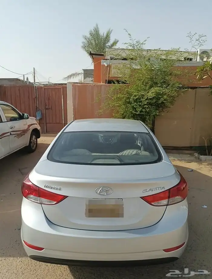 للبيع هونداي النترا موديل 2014. 4