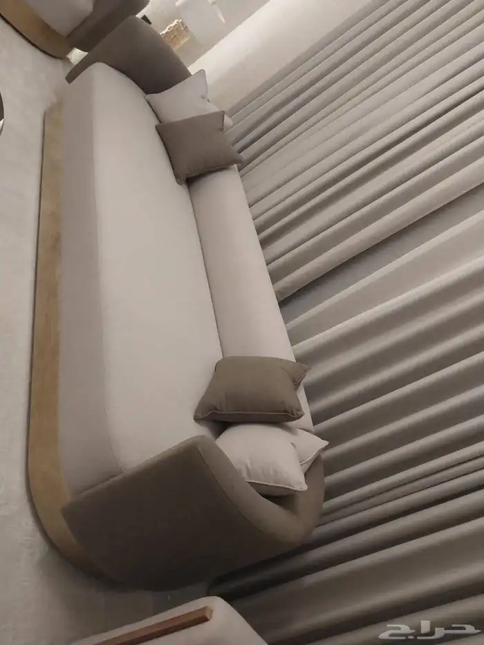 Al-Mudaina Al-Munawara Shuran Sofa Upholstery 3