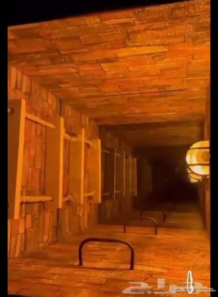 بسم الله الرحمن الرحيم يوجد عن غرف للمطاعم ثلاثيه ابعاد 2