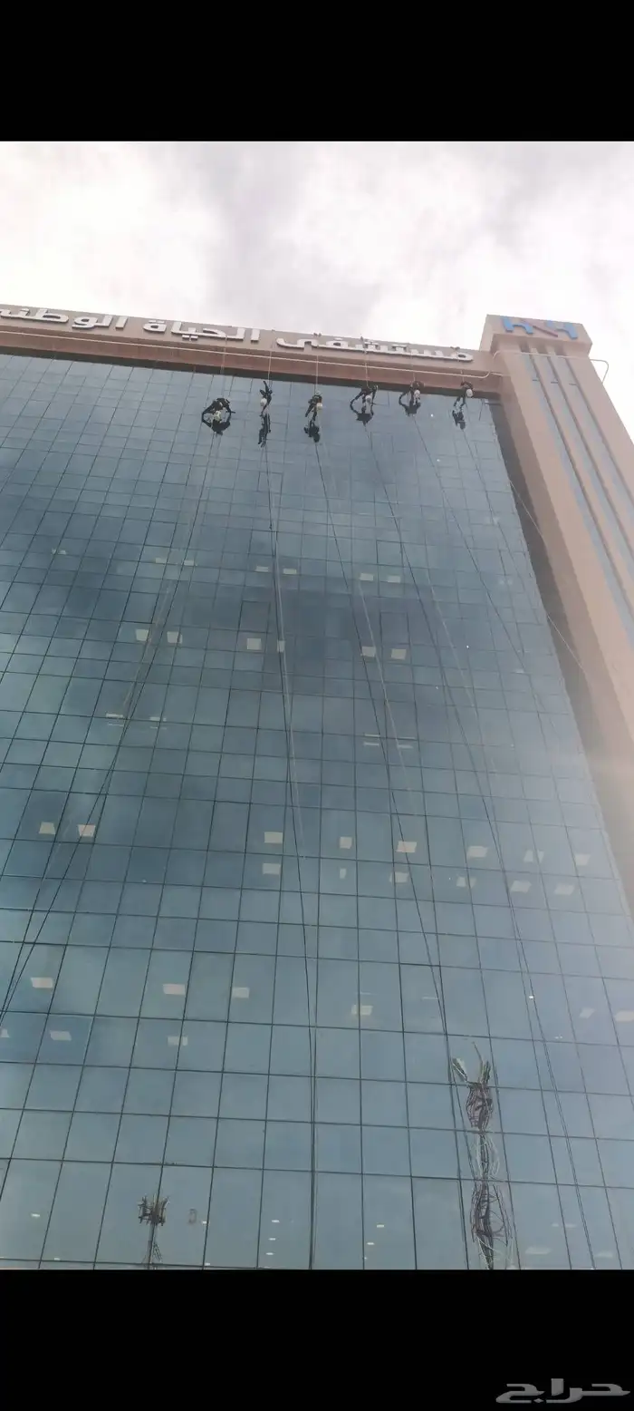 تنظيف الواجهات الزجاجيه والكلادنج عقود شهريه وسنويه 5