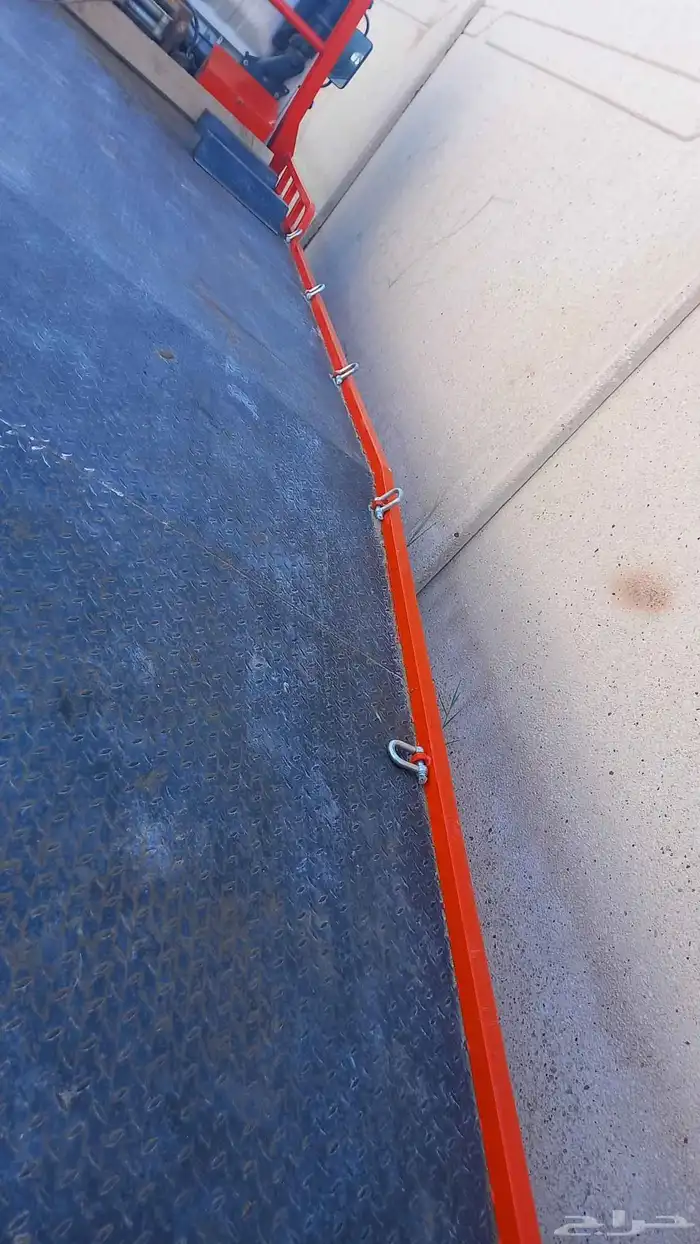 صندوق صطحه تفصل. جديد بدون مكينته السحب طوله6متراو30سنتي 2