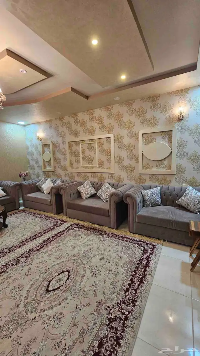 مجلس كنبات وستاير ومخدات 2