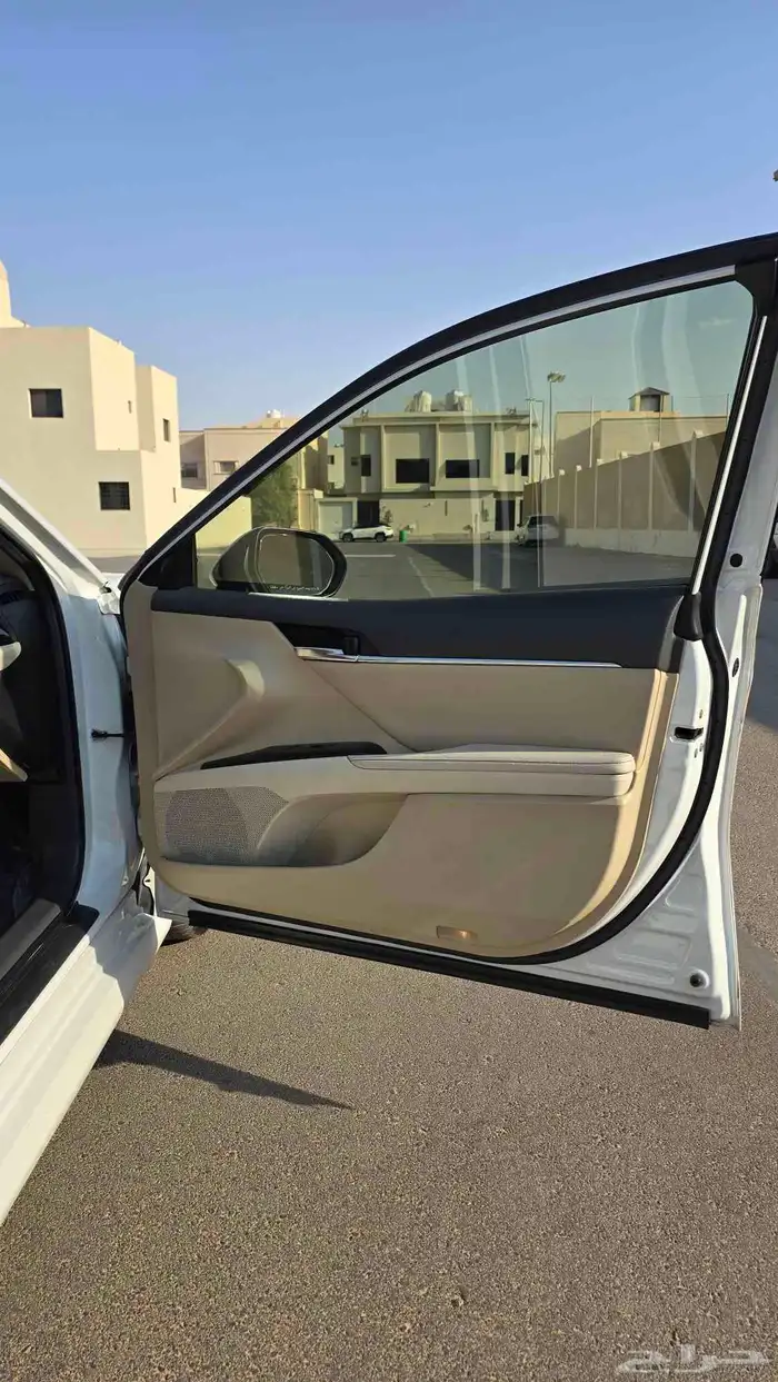 كامري 2022 هايبرد GLE-X شرط 18