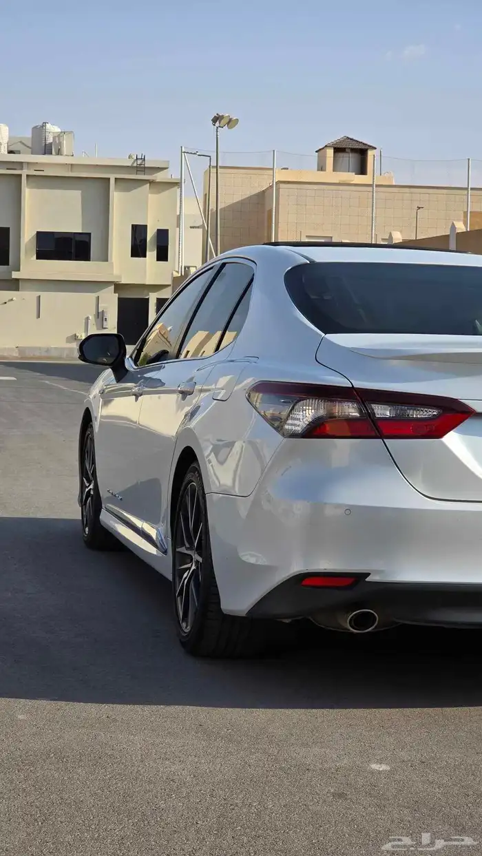 كامري 2022 هايبرد GLE-X شرط 10