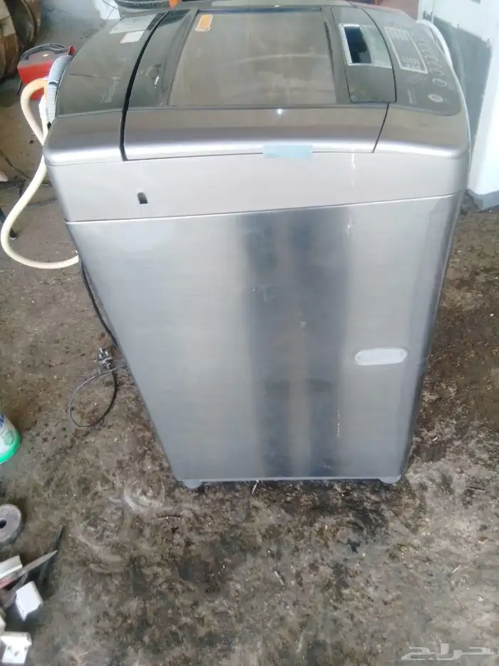 غسالتين للبيع ال جي LG 11kg وهيتاشي 10.5kg 2