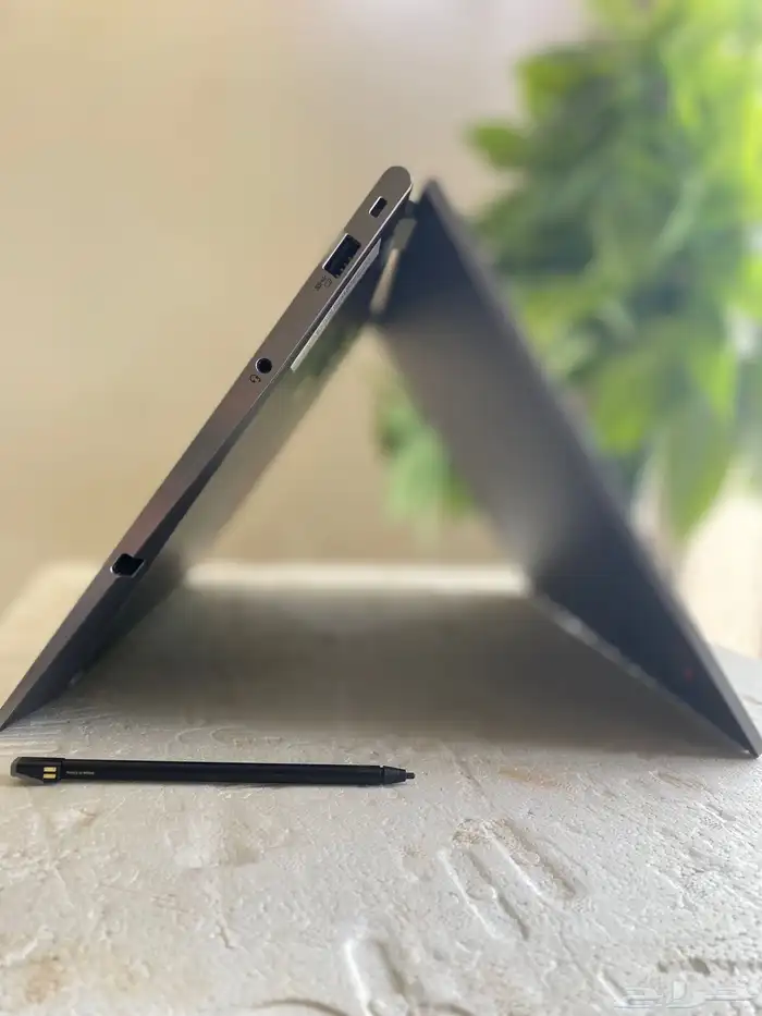 لينوفو لابتوب وتابلت X1yoga كور i7 جيل 11 6