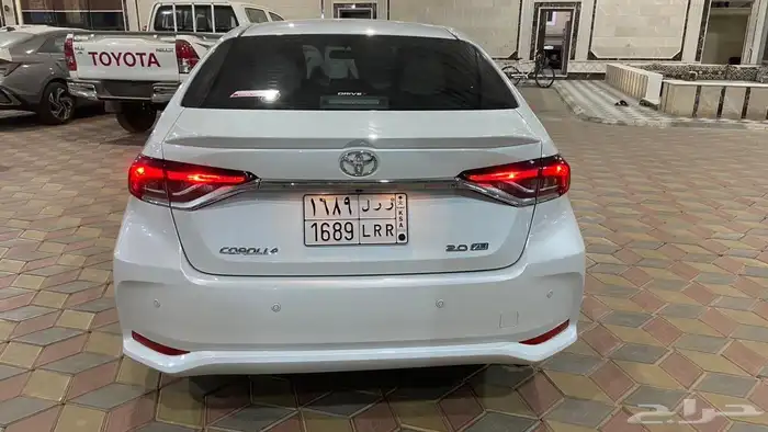 كورولا 2023 سعودي نص فل مكينه 2.0 بحالة الوكالة 5