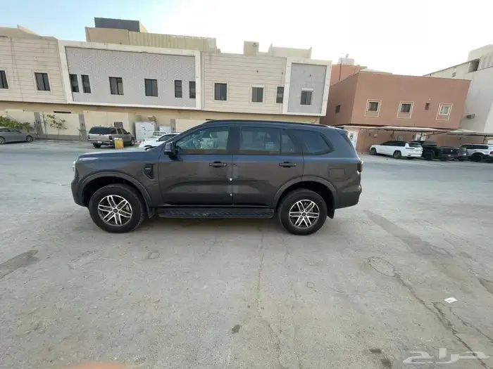فورد ايفرست 2024 ستاندر 6