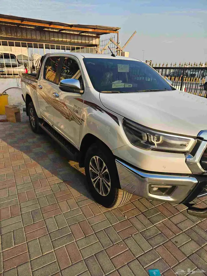 تويوتا هايلوكس 1