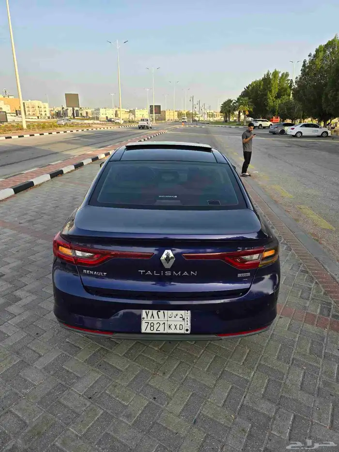 رينو تالسمان 2017 11