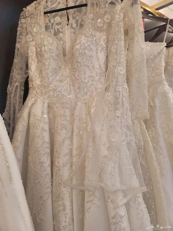 فساتين زفاف جديدة للبيع من 700 الى 1200 ريال 0