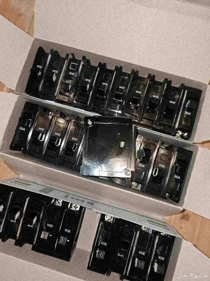 قواطع طبلون ميتسوبيشي 1