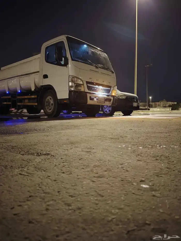 وايت ماء عذب تعبئه مياه العامر للمنازل والمطاعم والمواقع 0