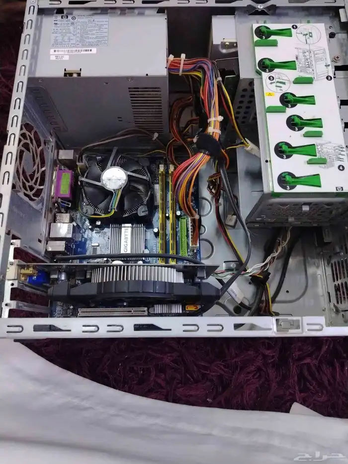 للبيع pc على السوم 200 ونطلب من الله الزود pc للدراسه 0