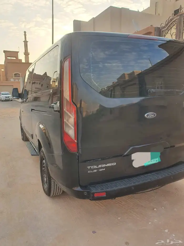 فان فورد ديزل 2019 نظيف وسعر رائع 1