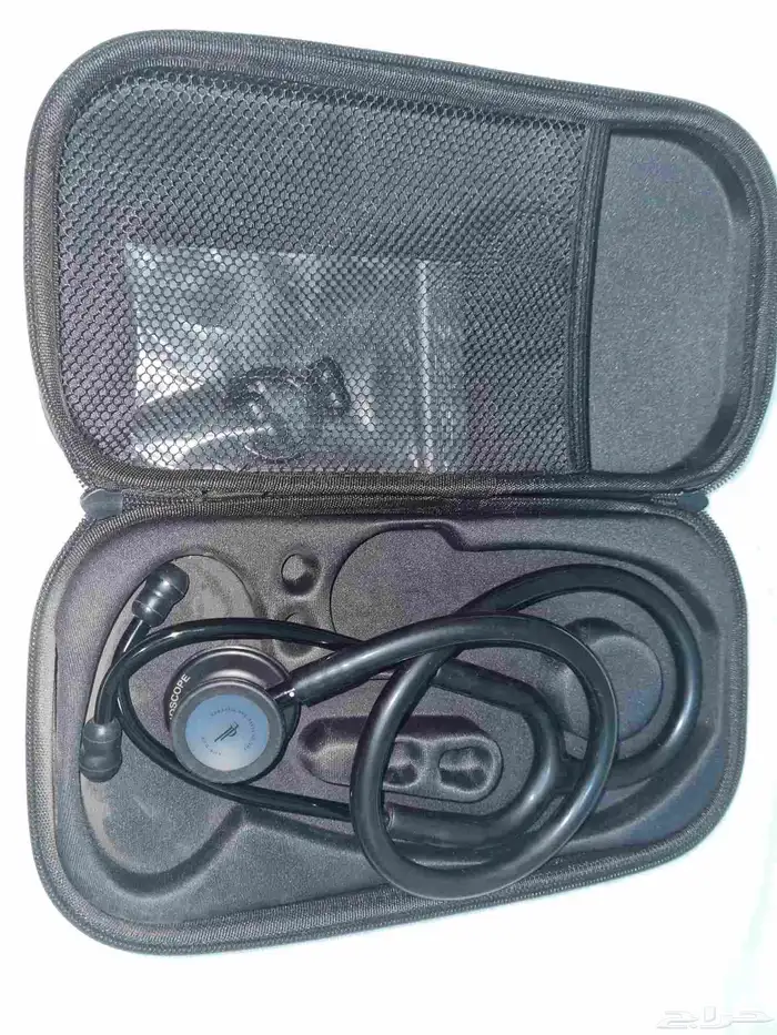 سماعة طبية وبالطو 0