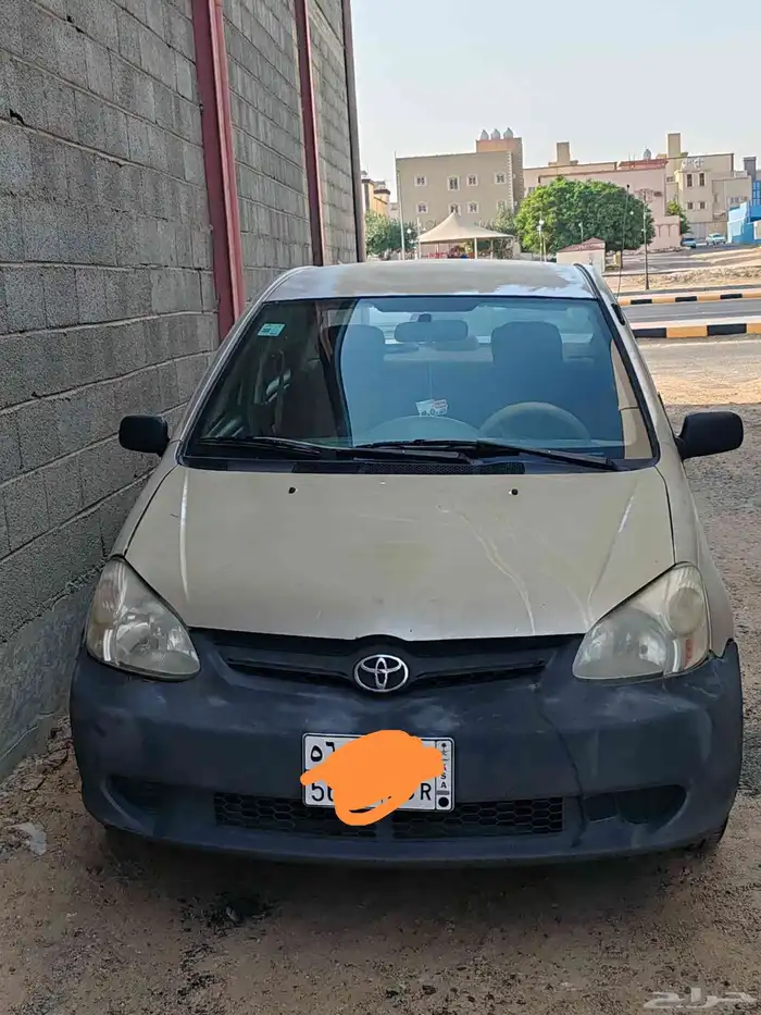 سيارة تويوتا ايكو 2006 2