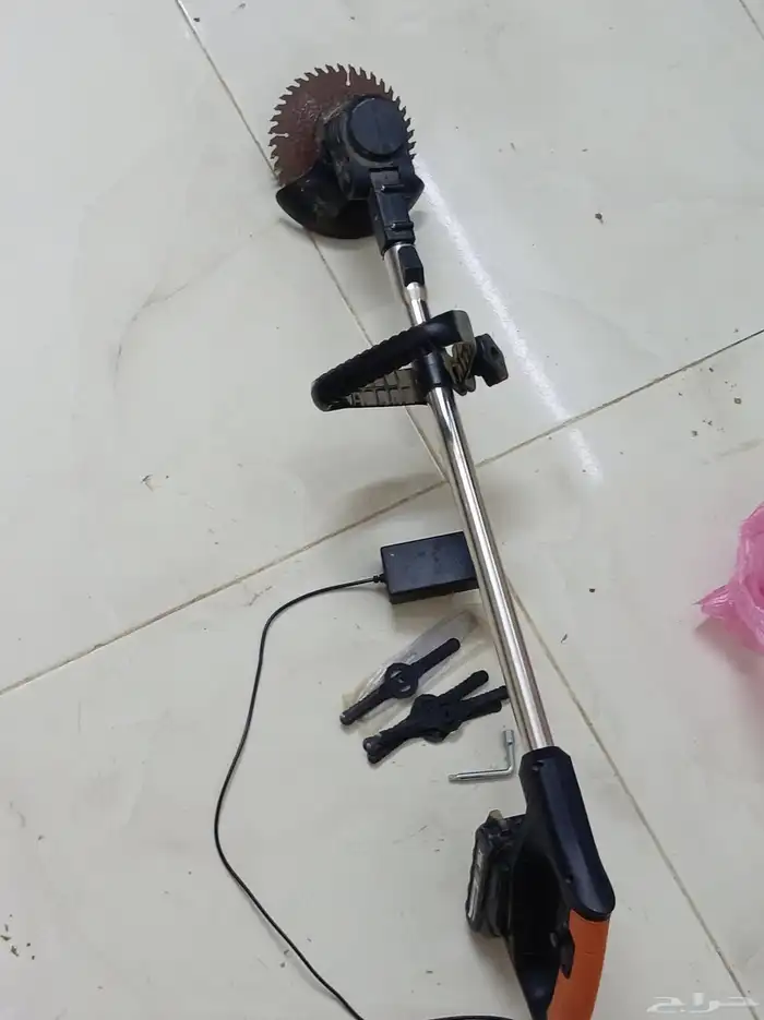 مكينة قص الاعشاب 1