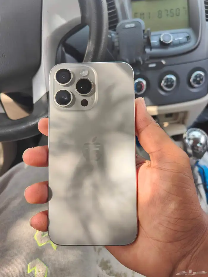 ايفون 15 برو ماكس 0