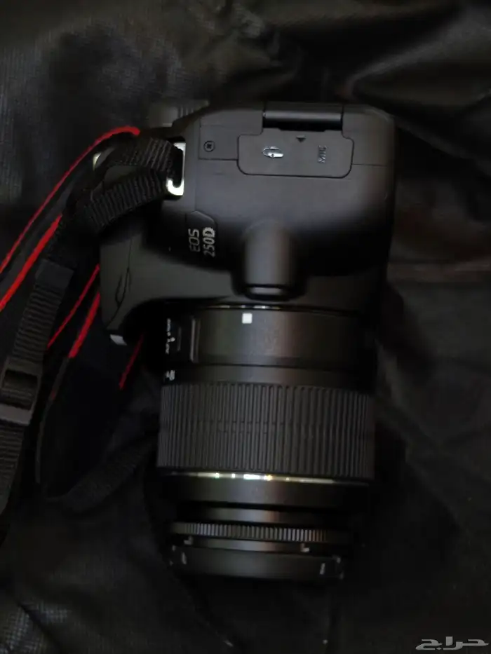 للبيع كاميرا Canon EOS 250D 3