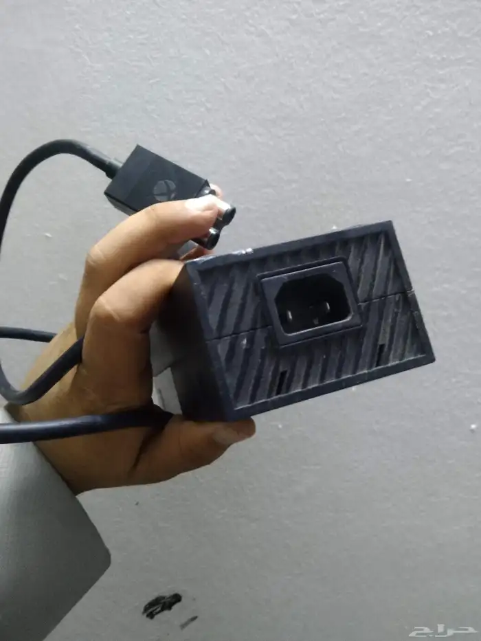 محول جهاز اكس بوكس ون 1