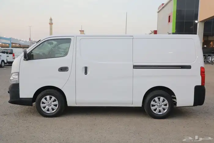 باص نيسان اورفان موديل 2021 ديزل 4