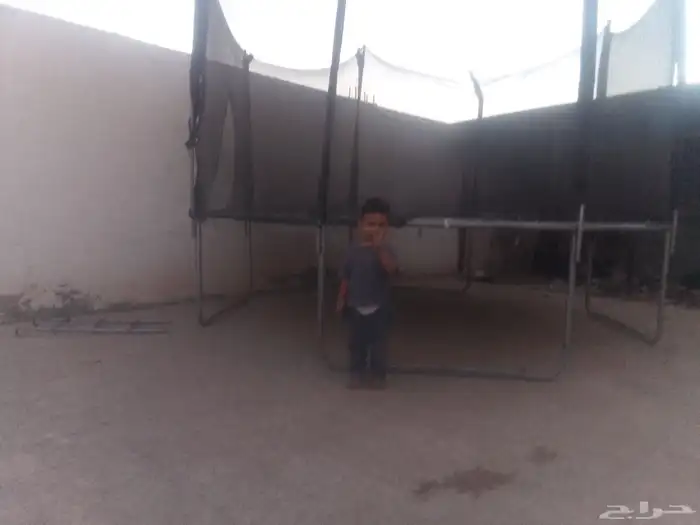 لعبت النقز والجمبلز اكبرحجم بحاله جيده وممتازه مع طقم مفكاته 0